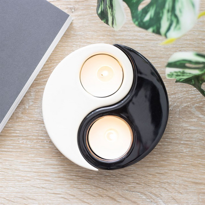 Yin & Yang design candle holder 